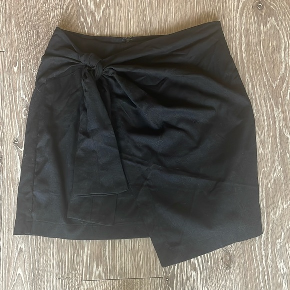 Lulus Dresses & Skirts - Lulus Don’t Get It Twisted Black Side Tie Mini Skirt
